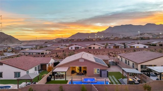 10164 Sweet Holly Place, Las Vegas, NV 89149