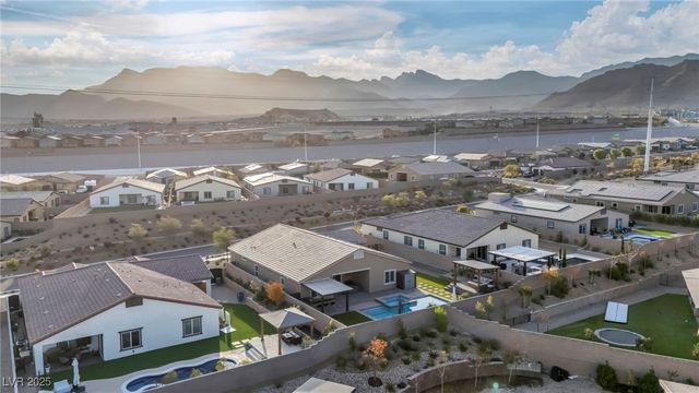 10164 Sweet Holly Place, Las Vegas, NV 89149