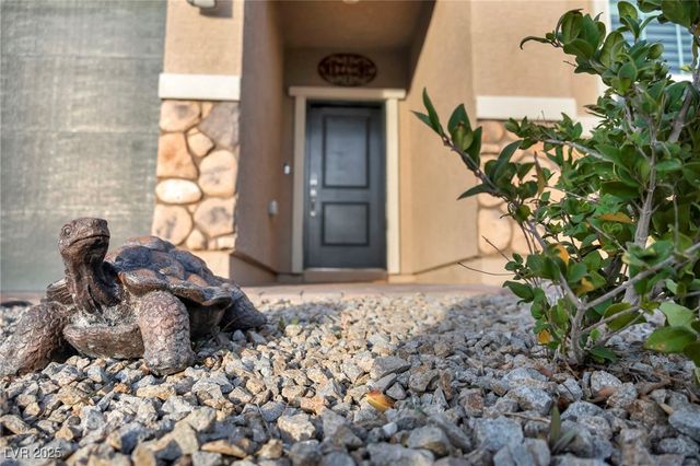 10164 Sweet Holly Place, Las Vegas, NV 89149