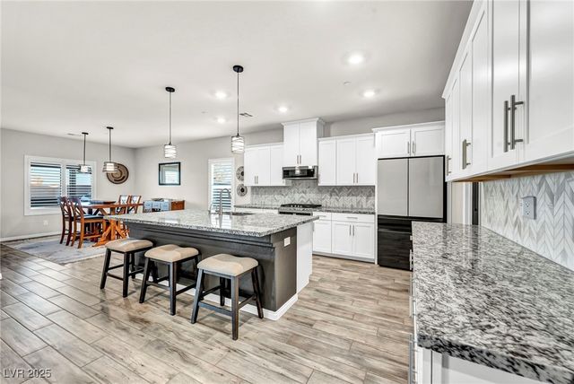 10164 Sweet Holly Place, Las Vegas, NV 89149