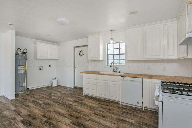 621 Plainview Street, Howardwick, TX 79226