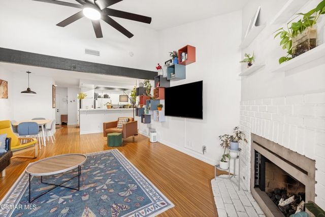517 Artisan Road, Newbury Park, CA 91320