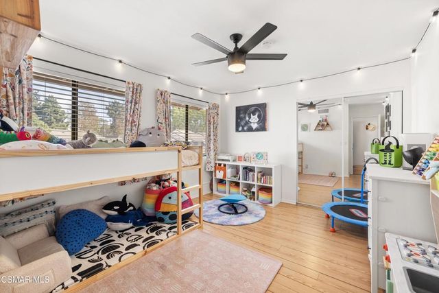 517 Artisan Road, Newbury Park, CA 91320