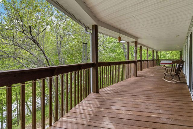 1597 Fisherman Cove Road, London, KY 40741