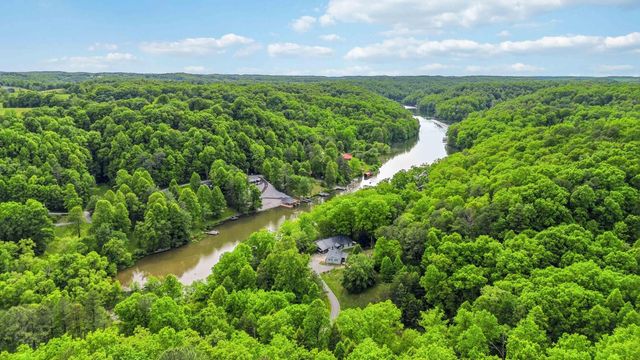 1597 Fisherman Cove Road, London, KY 40741