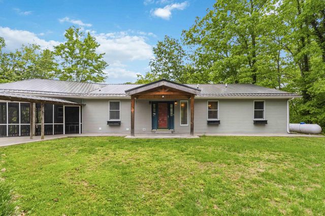 1597 Fisherman Cove Road, London, KY 40741
