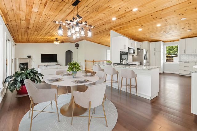 1597 Fisherman Cove Road, London, KY 40741