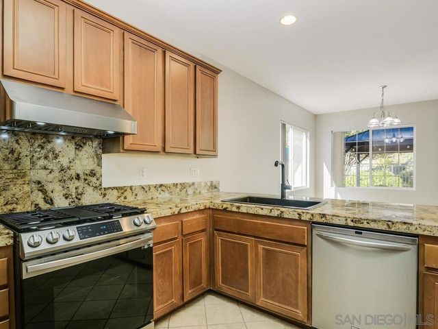 460 Chardonnay Court, San Marcos, CA 92069