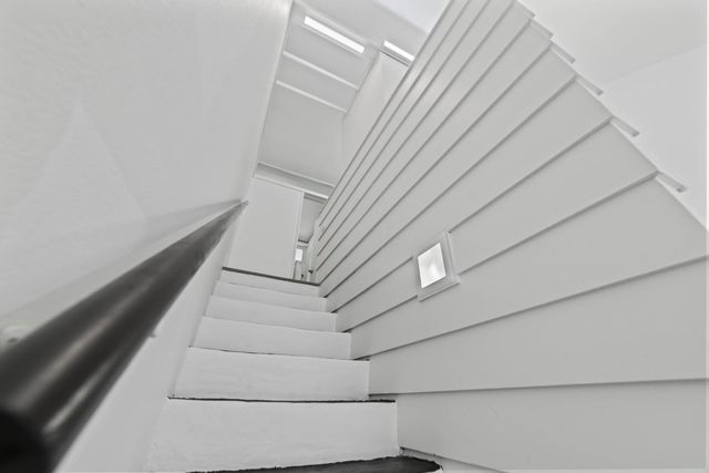 1951 NE 51st Street 1, Fort Lauderdale, FL 33308