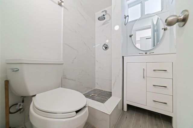 1951 NE 51st Street 1, Fort Lauderdale, FL 33308