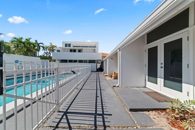 1951 NE 51st Street 1, Fort Lauderdale, FL 33308