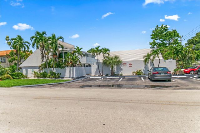 1951 NE 51st Street 1, Fort Lauderdale, FL 33308