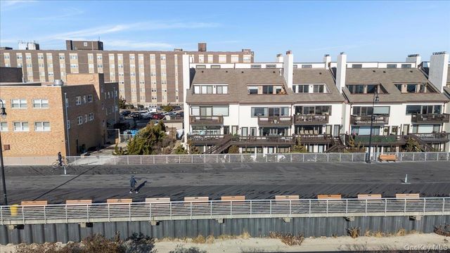 627 Oceanfront A, Long Beach, NY 11561