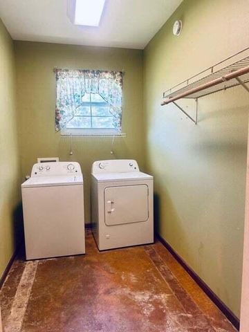 502 Texas, Deridder, LA 70634