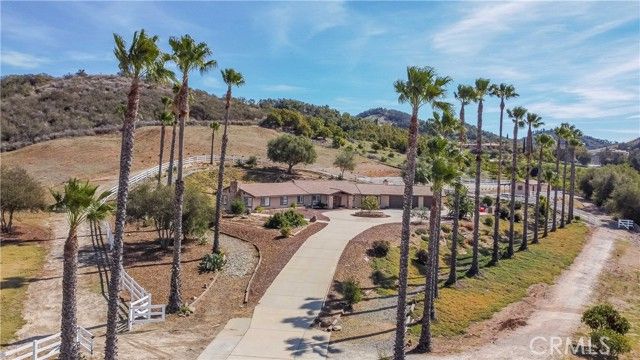45400 Via Vaquero, Temecula, CA 92590