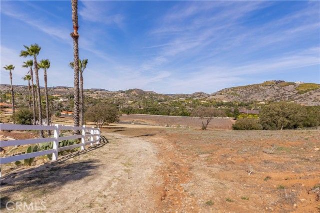 45400 Via Vaquero, Temecula, CA 92590