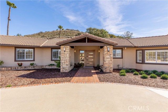 45400 Via Vaquero, Temecula, CA 92590