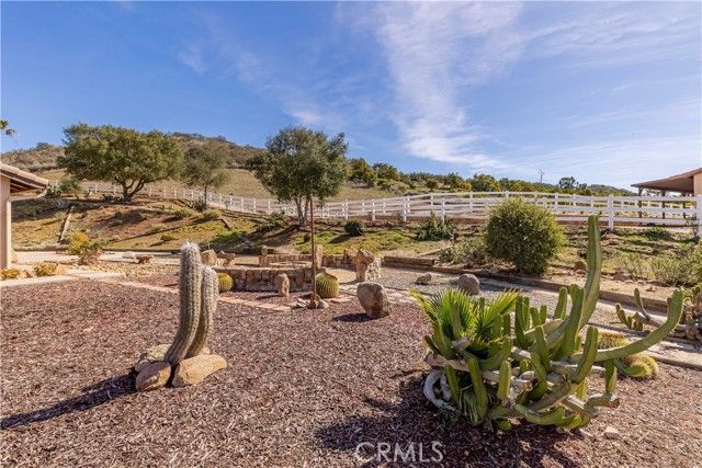 45400 Via Vaquero, Temecula, CA 92590