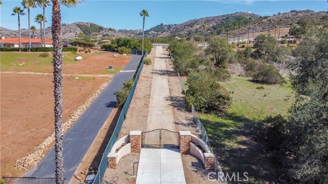 45400 Via Vaquero, Temecula, CA 92590