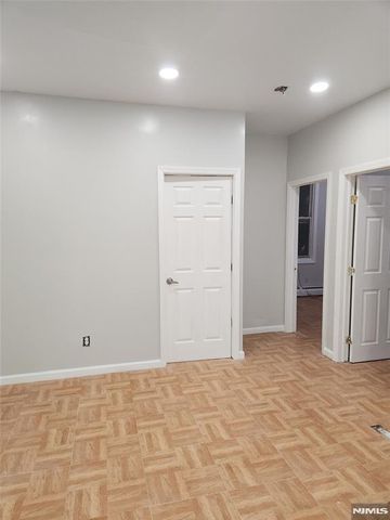 675 Kennedy Boulevard, Bayonne, NJ 07002