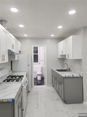 675 Kennedy Boulevard, Bayonne, NJ 07002