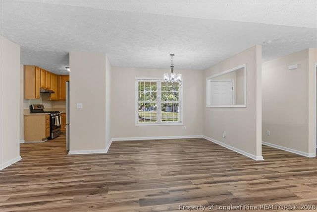 5617 Finish Line Drive, Hope Mills, NC 28348