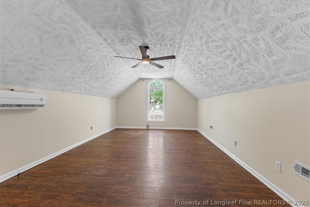 5617 Finish Line Drive, Hope Mills, NC 28348