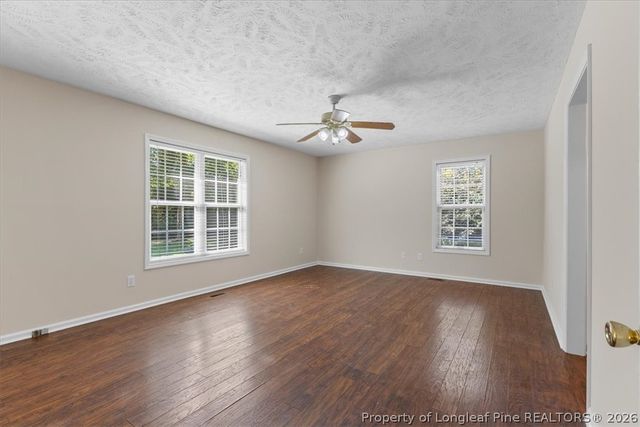 5617 Finish Line Drive, Hope Mills, NC 28348