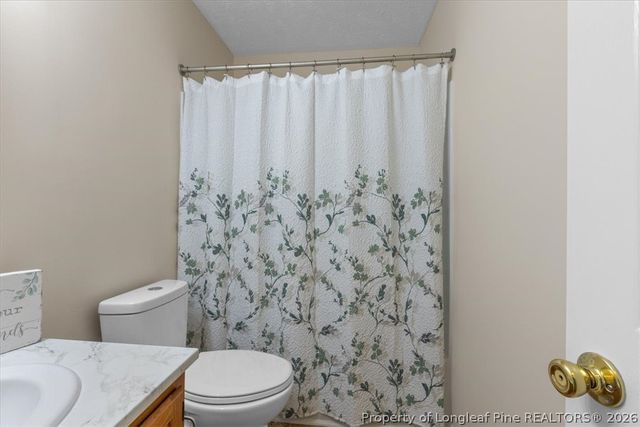 5617 Finish Line Drive, Hope Mills, NC 28348