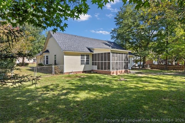 5617 Finish Line Drive, Hope Mills, NC 28348