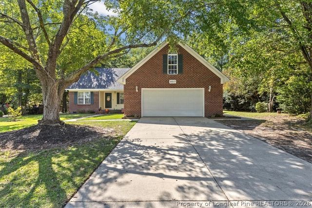 5617 Finish Line Drive, Hope Mills, NC 28348