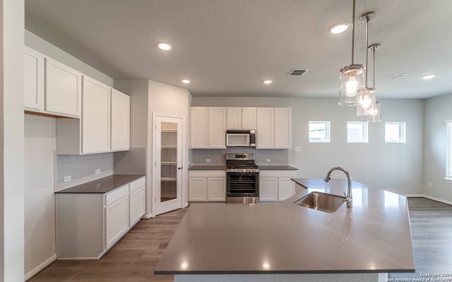 6618 Velma Path, San Antonio, TX 78253