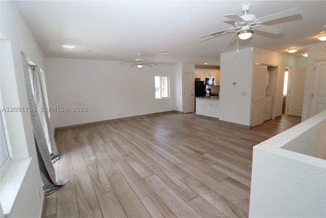 605 NE 28th St 3, Wilton Manors, FL 33334