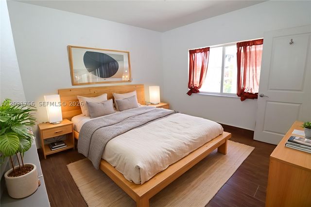 605 NE 28th St 3, Wilton Manors, FL 33334