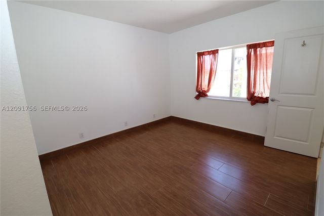 605 NE 28th St 3, Wilton Manors, FL 33334