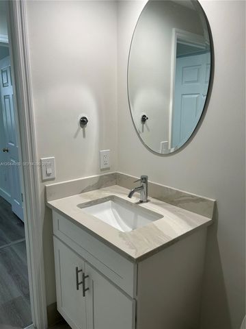 3225 NE 184th St 10106, Aventura, FL 33160