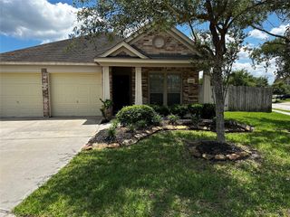 31818 Forest Park Court, Conroe, TX 77385