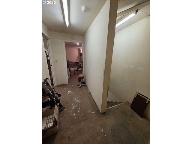 2604 PACIFIC Ave, Forest Grove, OR 97116