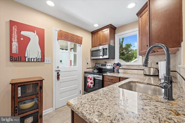 2007 GRANT AVE, Wilmington, DE 19809
