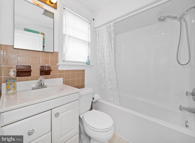 2007 GRANT AVE, Wilmington, DE 19809