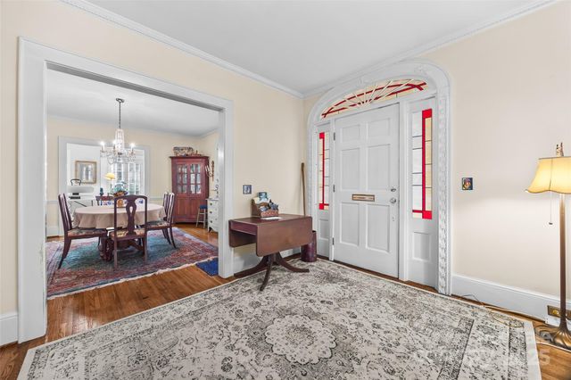 9 S Central Avenue, Belmont, NC 28012