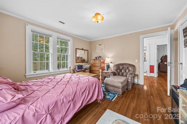 9 S Central Avenue, Belmont, NC 28012