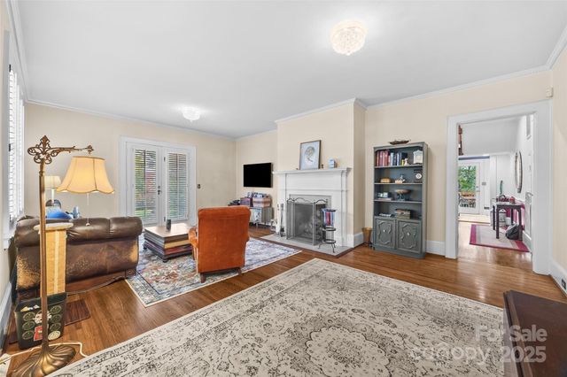 9 S Central Avenue, Belmont, NC 28012