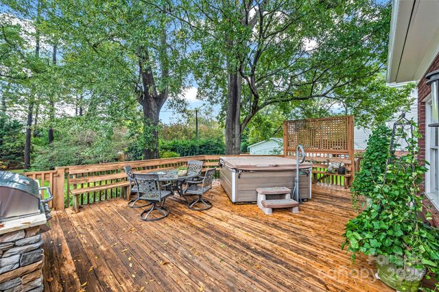 9 S Central Avenue, Belmont, NC 28012