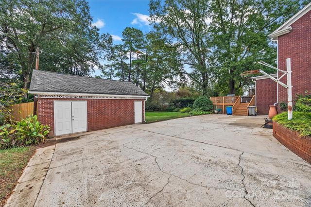 9 S Central Avenue, Belmont, NC 28012