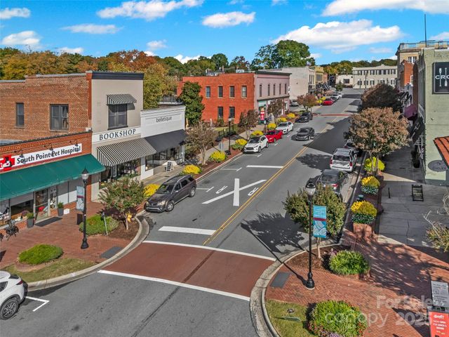 9 S Central Avenue, Belmont, NC 28012