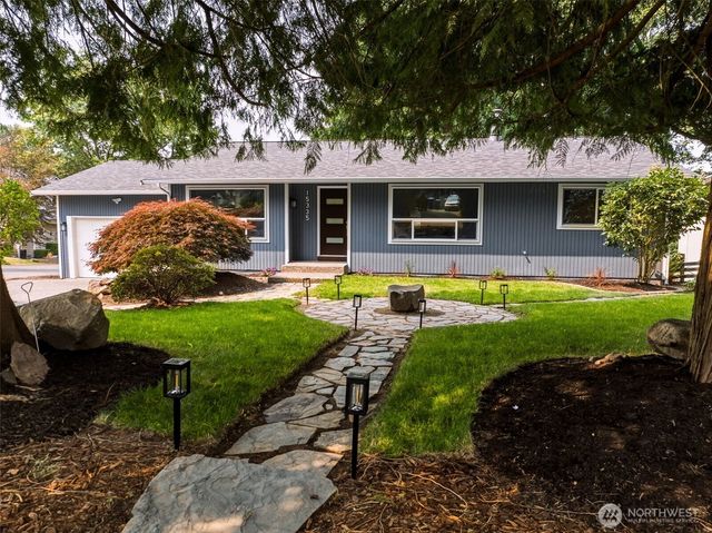 15335 81st Avenue NE, Kenmore, WA 98028
