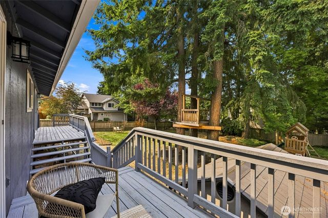 15335 81st Avenue NE, Kenmore, WA 98028