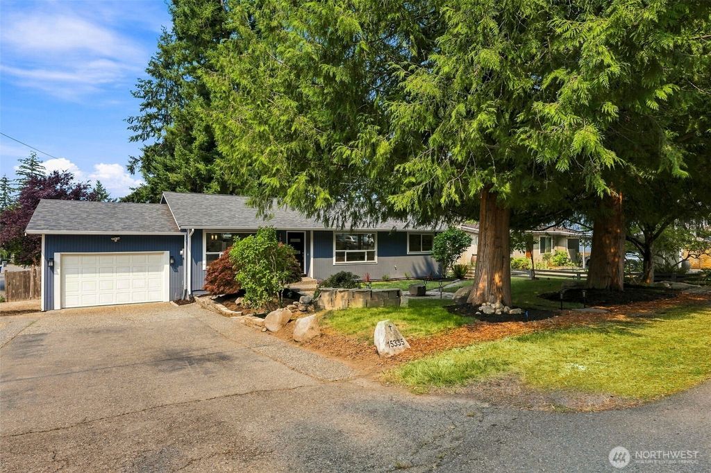 15335 81st Avenue NE, Kenmore, WA 98028