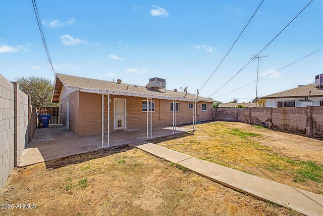 2022 E Monterey Way, Phoenix, AZ 85016